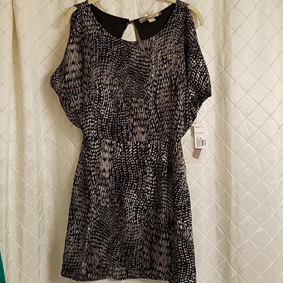 Forever 21 Dresses & Skirts - NWT  love 21 open back dress small